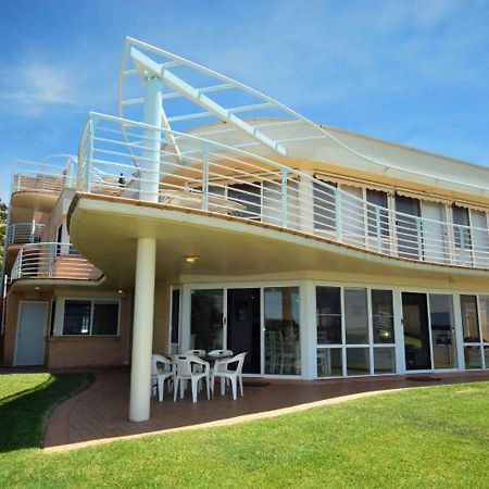 Apartament The Clippers 1 Fabulous Waterfront Unit Salamander Bay Zewnętrze zdjęcie